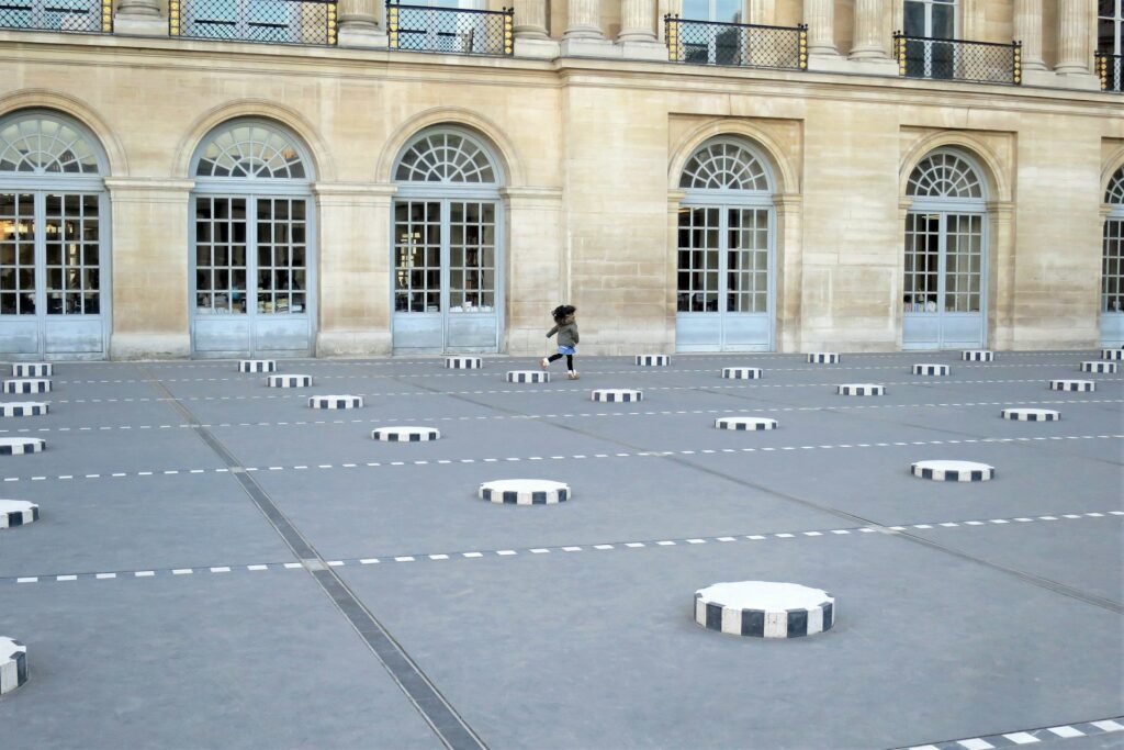 Colonnes-de-Buren-Paris