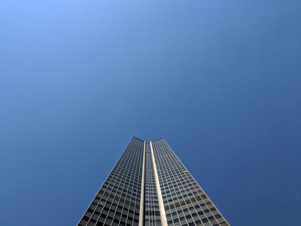 Tour-Montparnasse-paris