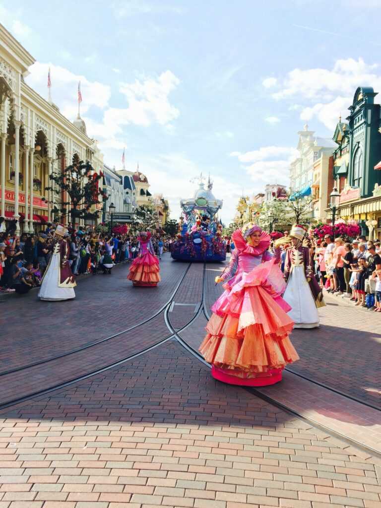 disneyland-spectacle-parade