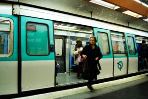 Dernière heyre du métro à Paris